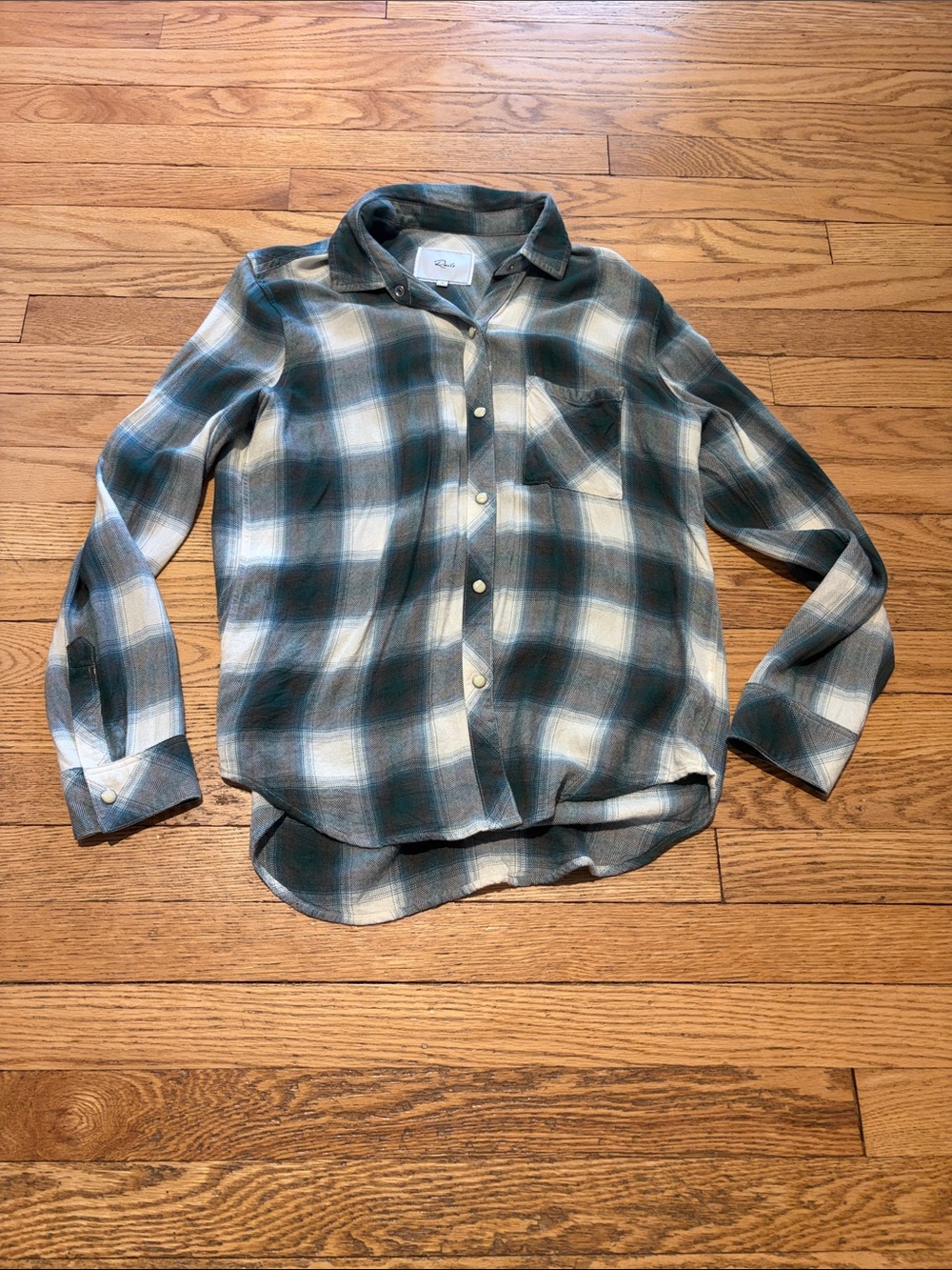 Rails Women’s Hunter Plaid Button-Down Shirt in Olive, Ivory, Teal. Size XS.